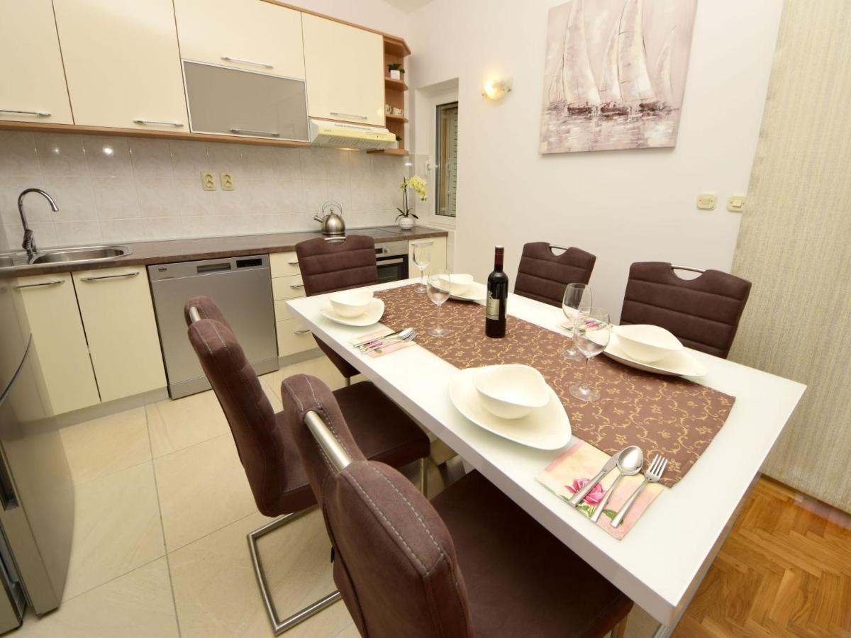 Apartment Mornar-2 By Interhome Trogir Luaran gambar