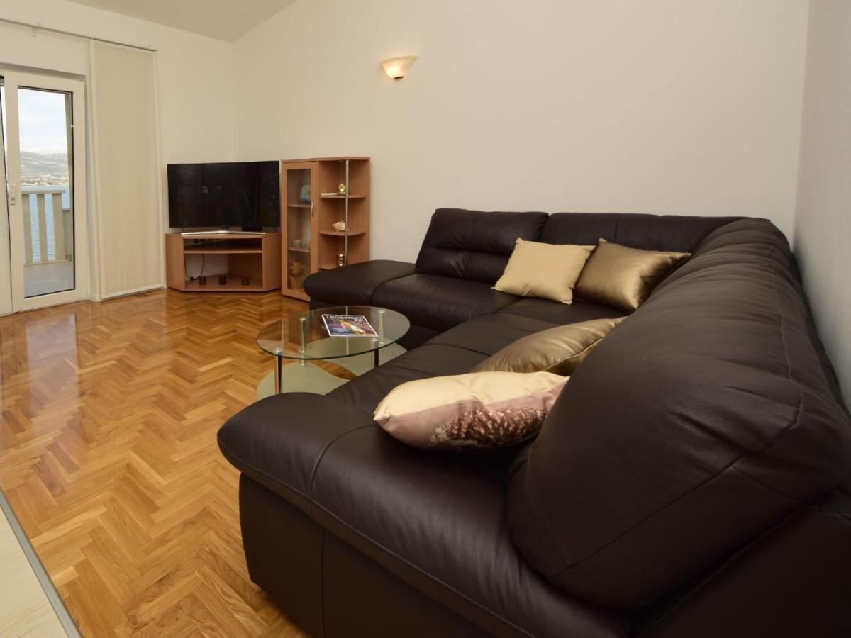 Apartment Mornar-2 By Interhome Trogir Luaran gambar